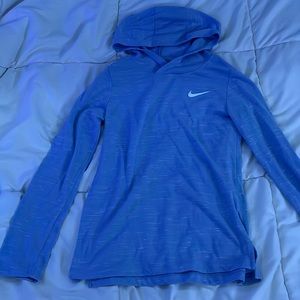Lavender Nike long sleeve with a hood
